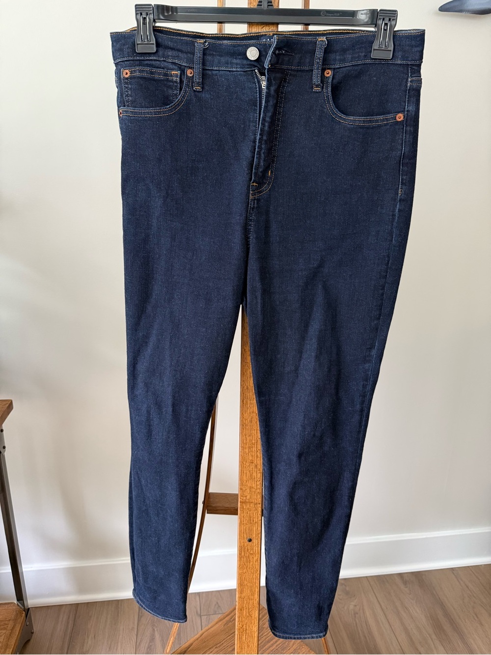 Gap True Skinny Dark Blue Jeans